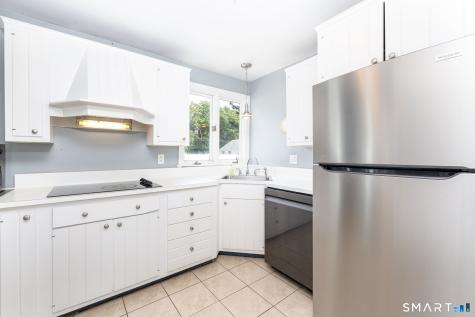 6 Willard Street Old Saybrook CT 06475