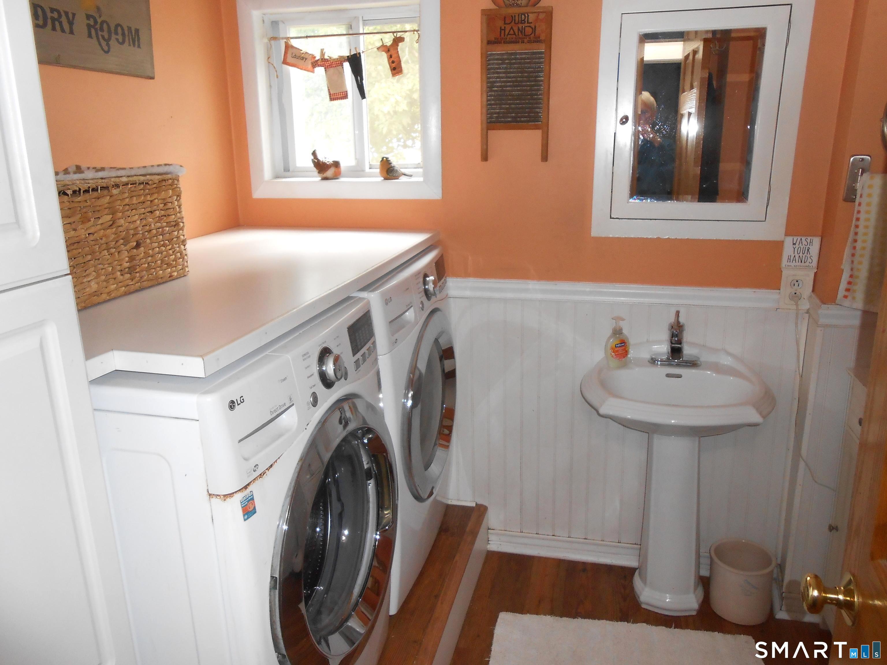 13 Burritt Place Naugatuck CT 06770