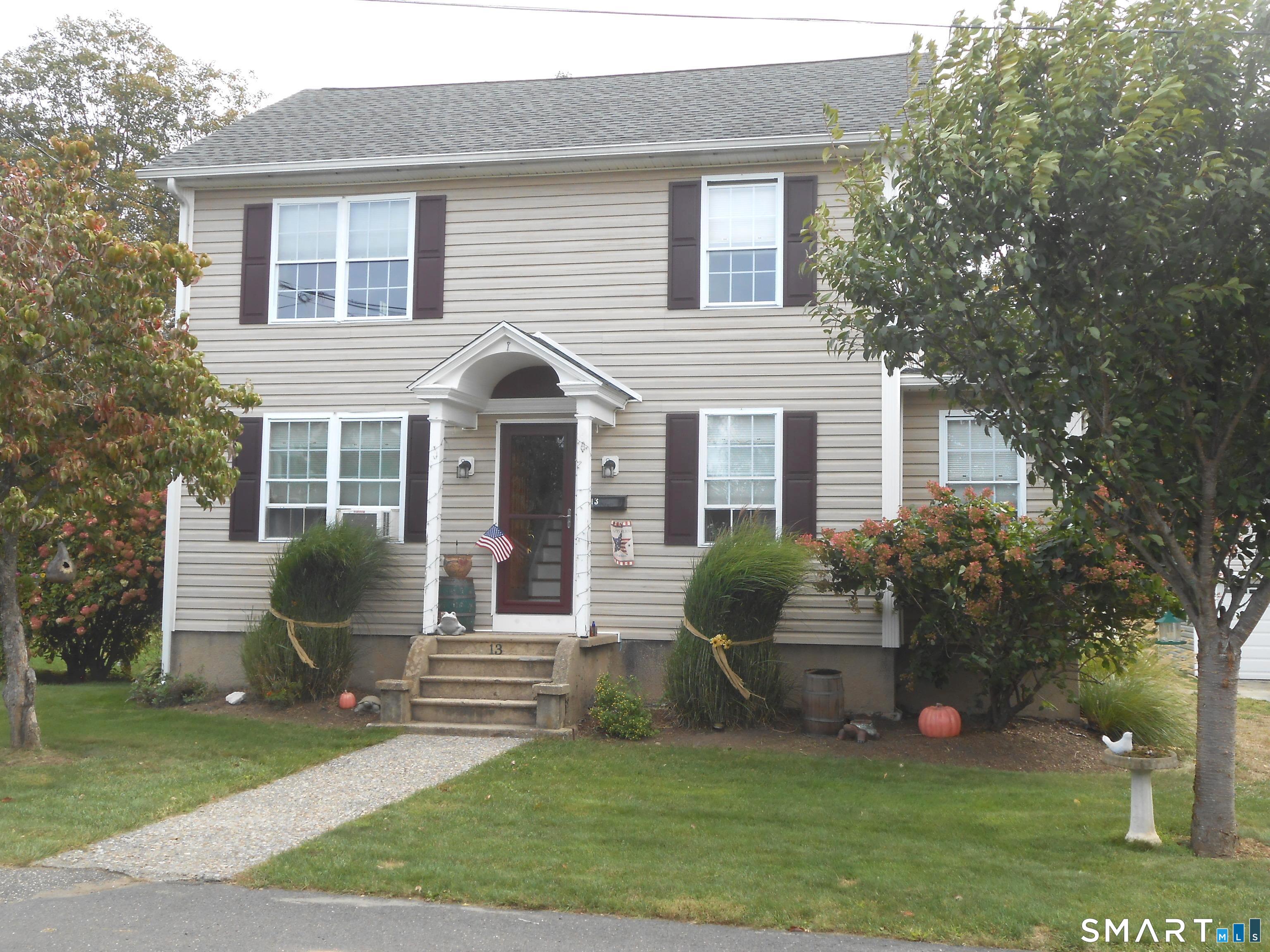 13 Burritt Place Naugatuck CT 06770