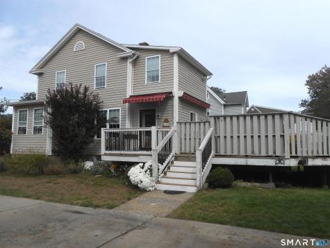 13 Burritt Place Naugatuck CT 06770