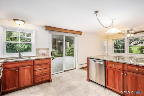 4 Taunton Lake Drive Newtown CT 06470