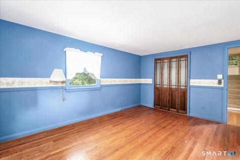 4 Taunton Lake Drive Newtown CT 06470