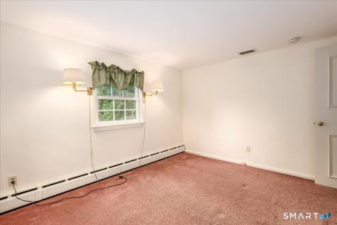 4 Taunton Lake Drive Newtown CT 06470