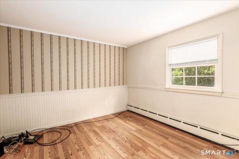 4 Taunton Lake Drive Newtown CT 06470