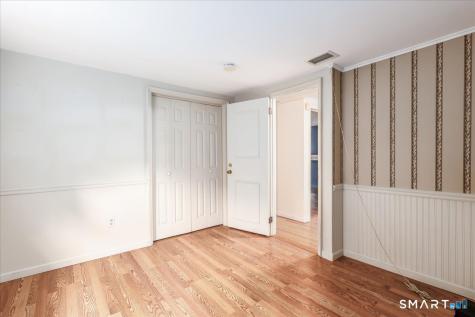 4 Taunton Lake Drive Newtown CT 06470