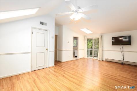 4 Taunton Lake Drive Newtown CT 06470
