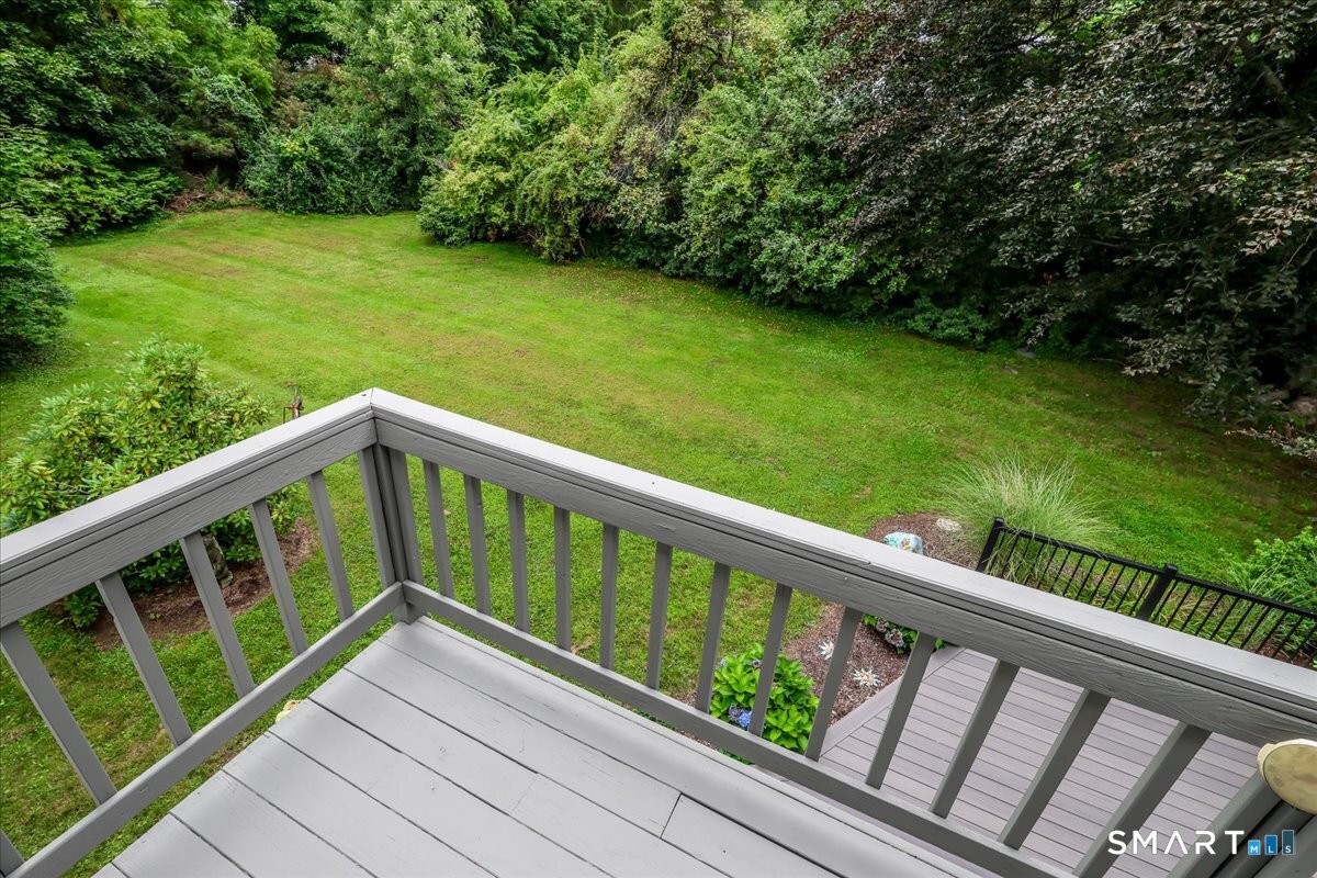 4 Taunton Lake Drive Newtown CT 06470