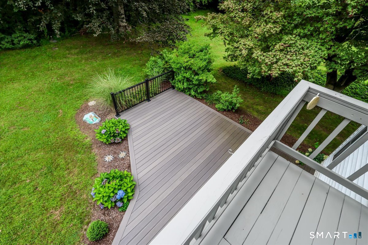 4 Taunton Lake Drive Newtown CT 06470