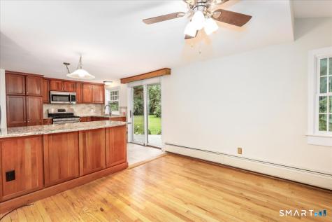 4 Taunton Lake Drive Newtown CT 06470