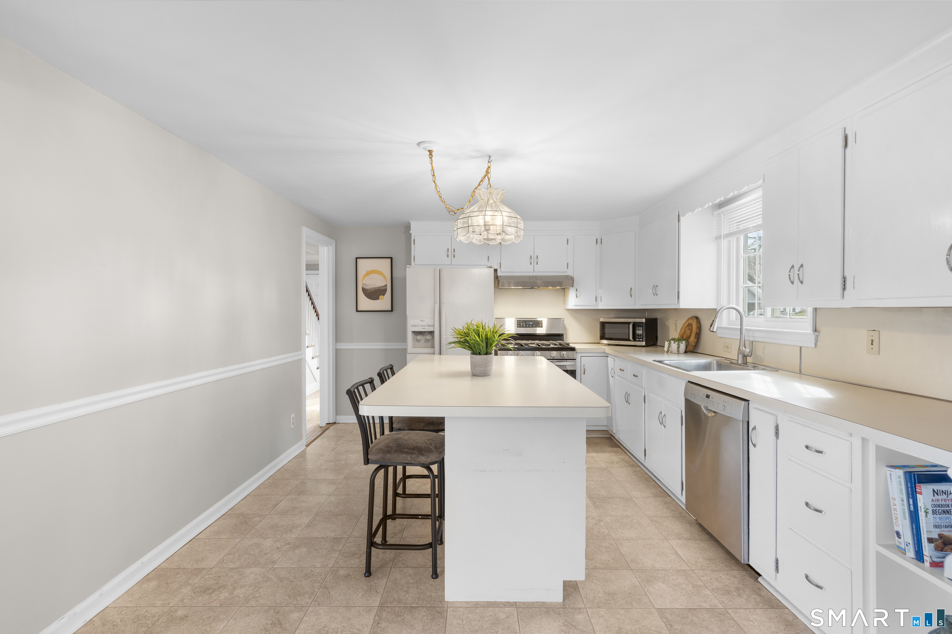 543 East Road Bristol CT 06010