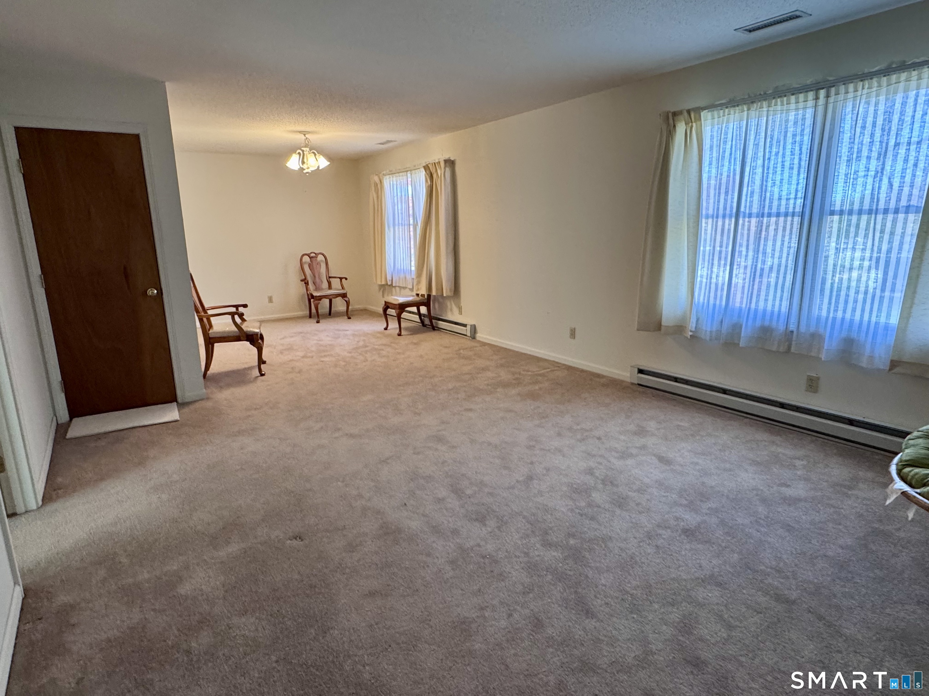 8 Oakridge Drive Enfield CT 06082