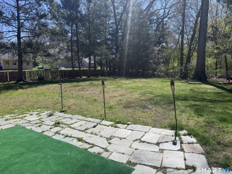 8 Oakridge Drive Enfield CT 06082