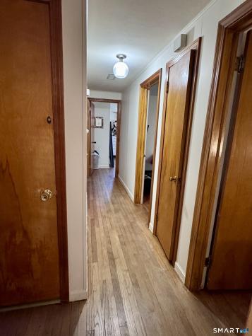 8 Oakridge Drive Enfield CT 06082