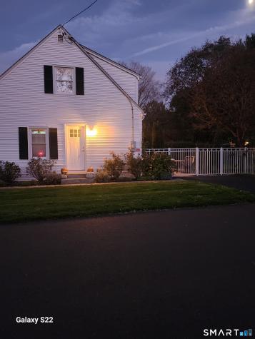 28 School Street Windsor Locks CT 06096