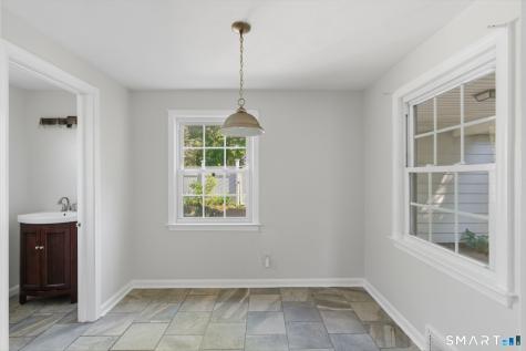 77 Washington Street Manchester CT 06042