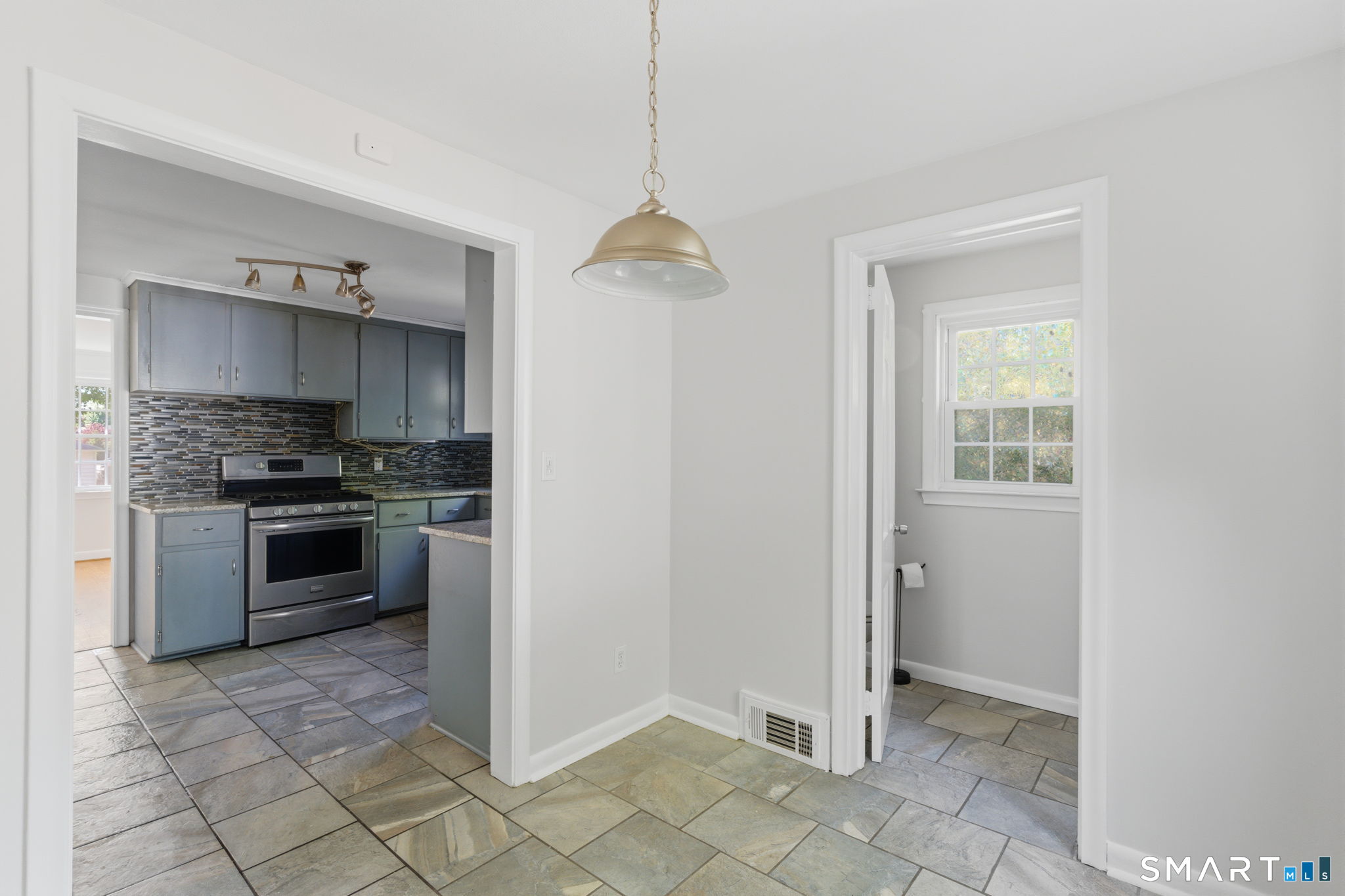 77 Washington Street Manchester CT 06042