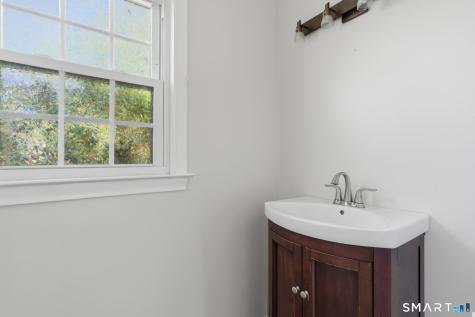 77 Washington Street Manchester CT 06042