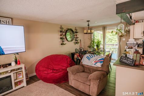39 Harlow Court Naugatuck CT 06770