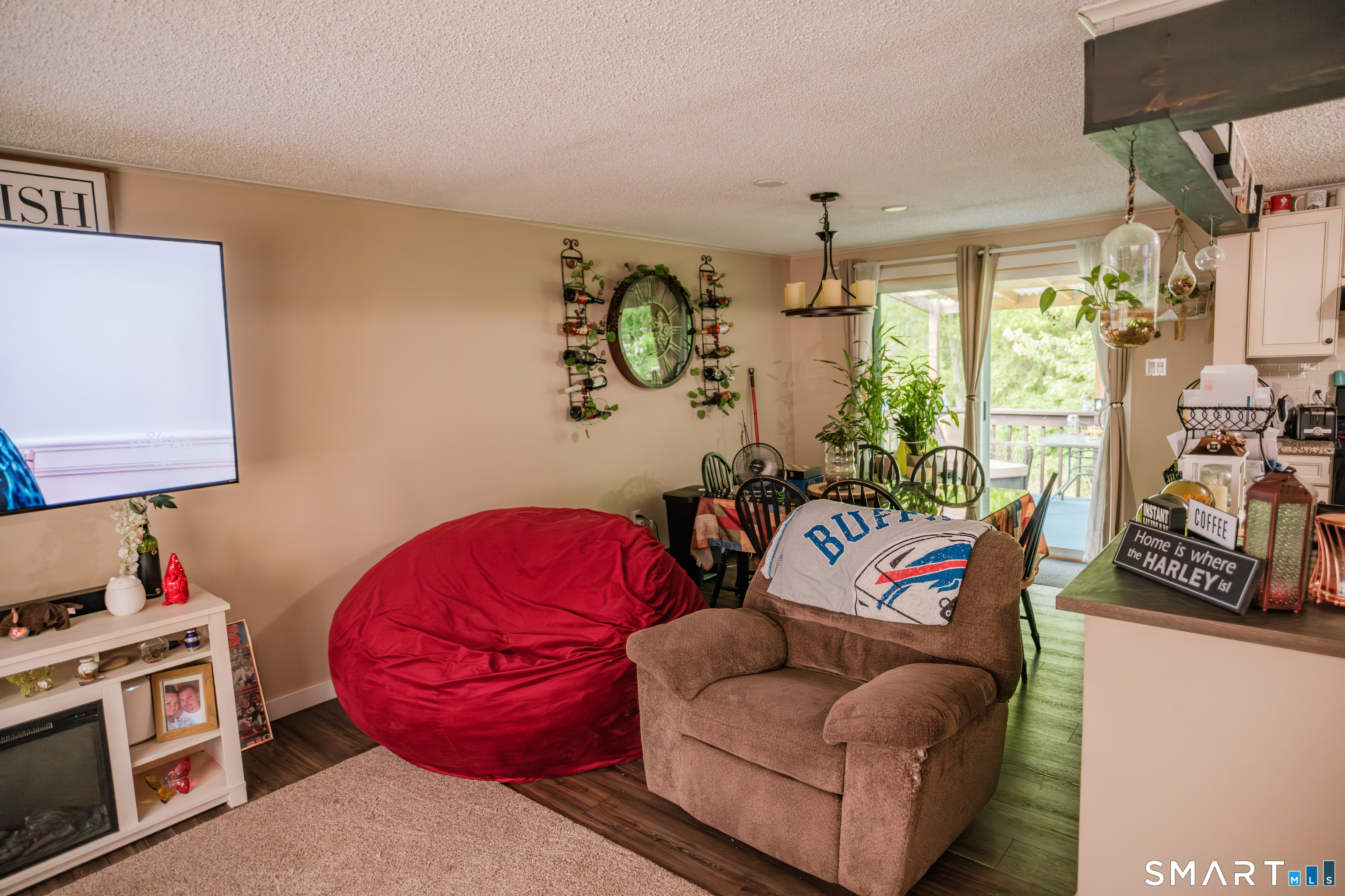 39 Harlow Court Naugatuck CT 06770