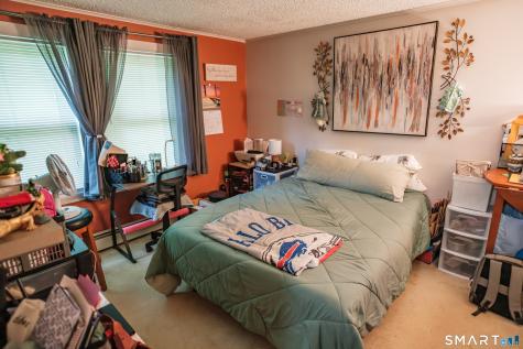 39 Harlow Court Naugatuck CT 06770