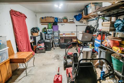 39 Harlow Court Naugatuck CT 06770