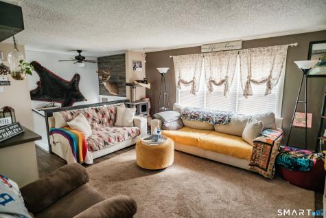 39 Harlow Court Naugatuck CT 06770