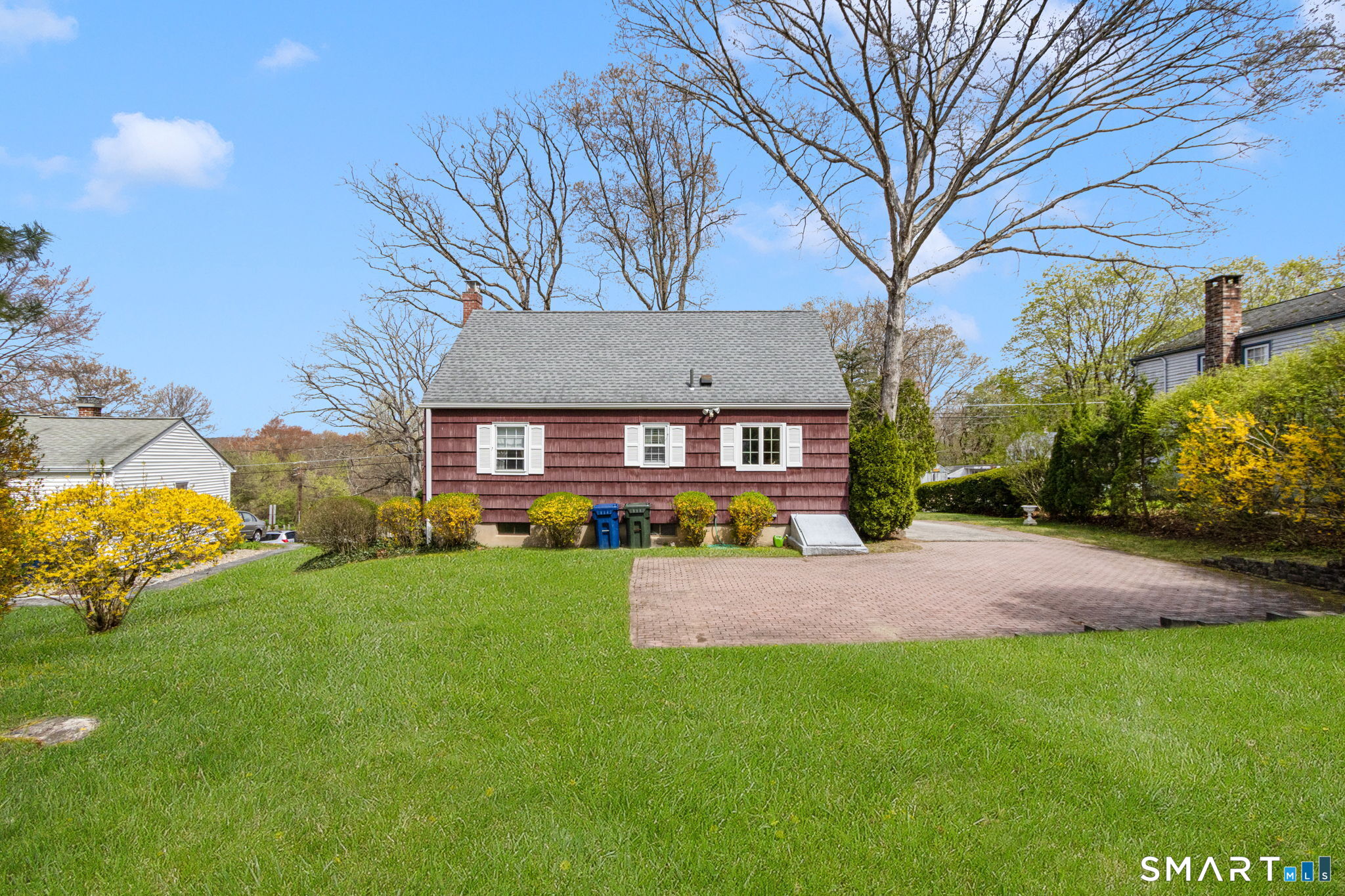 390 Mansfield Avenue Windham CT 06226