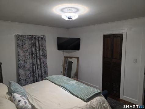 29 Esther Avenue Waterbury CT 06708