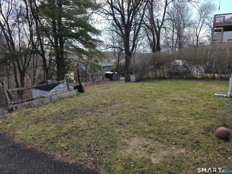 29 Esther Avenue Waterbury CT 06708