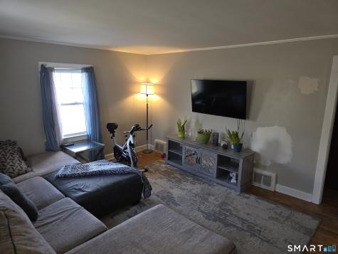 29 Esther Avenue Waterbury CT 06708