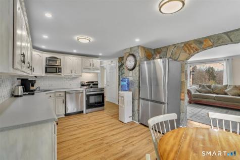 112 Weekeepeemee Road Bethlehem CT 06751