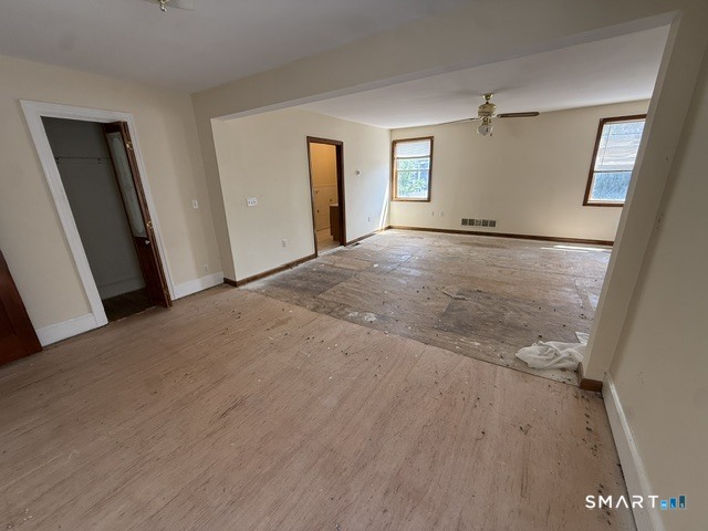 76 Waverly Place Bridgeport CT 06610