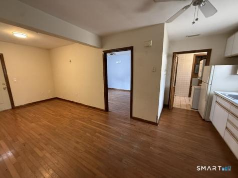 76 Waverly Place Bridgeport CT 06610