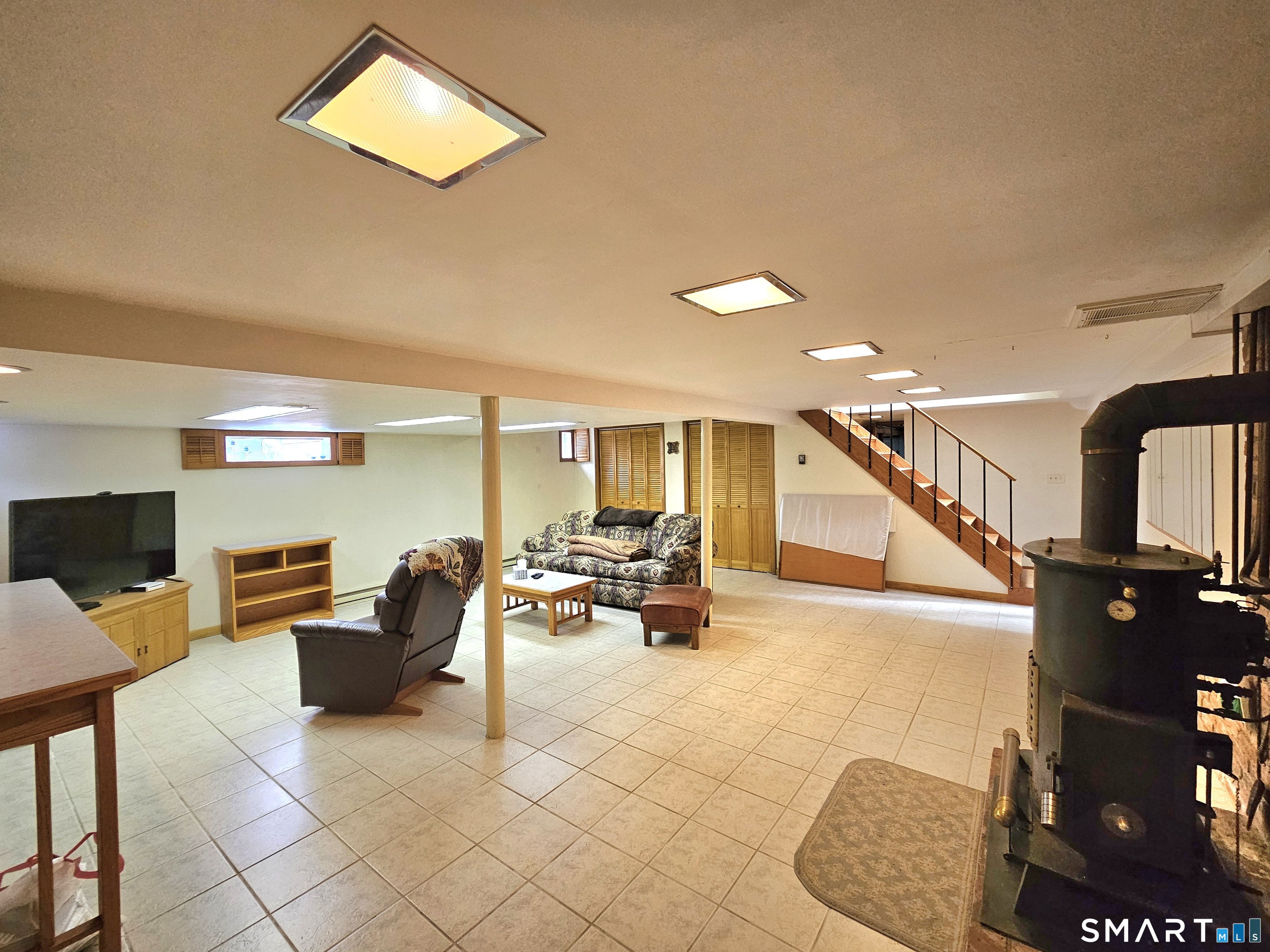 933 Vauxhall Street Extension Waterford CT 06375