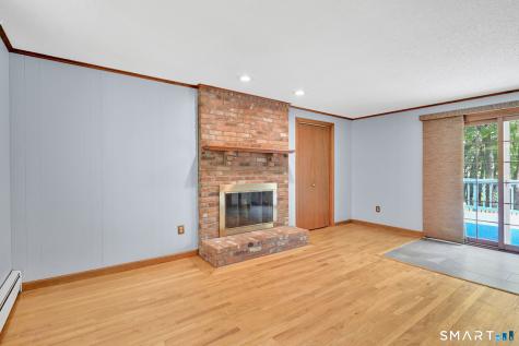 29 Burr Road Bloomfield CT 06002
