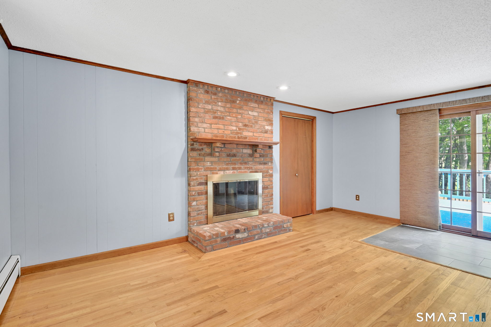 29 Burr Road Bloomfield CT 06002