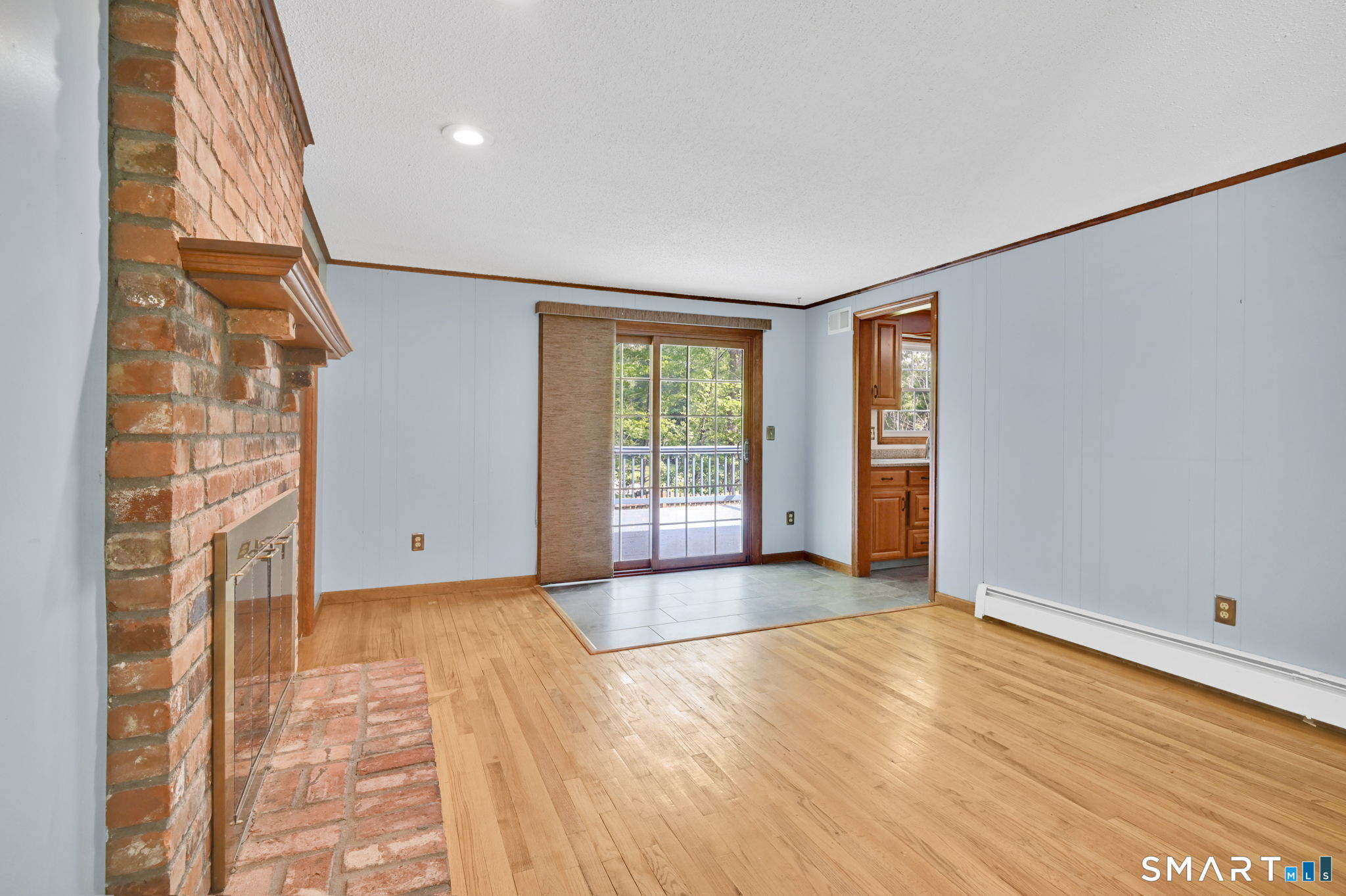 29 Burr Road Bloomfield CT 06002
