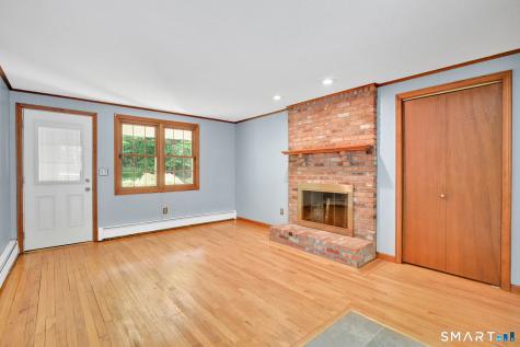 29 Burr Road Bloomfield CT 06002