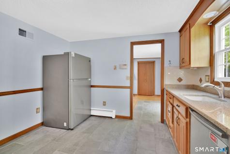 29 Burr Road Bloomfield CT 06002