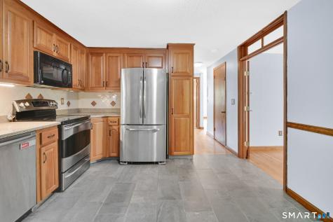 29 Burr Road Bloomfield CT 06002
