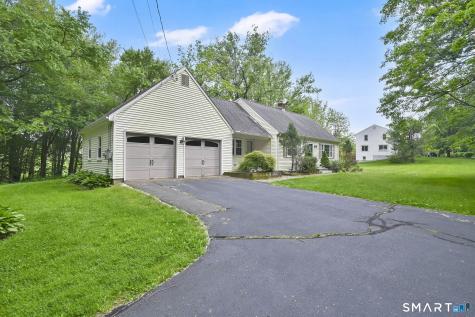 29 Burr Road Bloomfield CT 06002