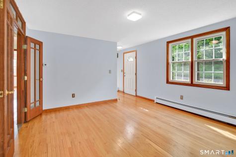 29 Burr Road Bloomfield CT 06002