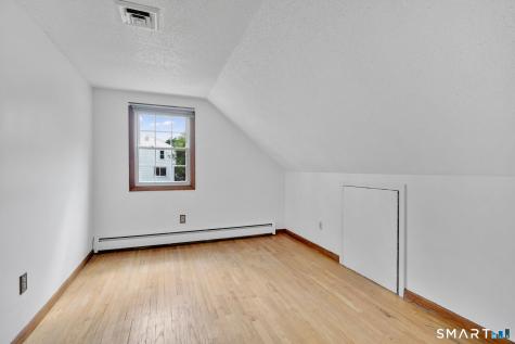 29 Burr Road Bloomfield CT 06002
