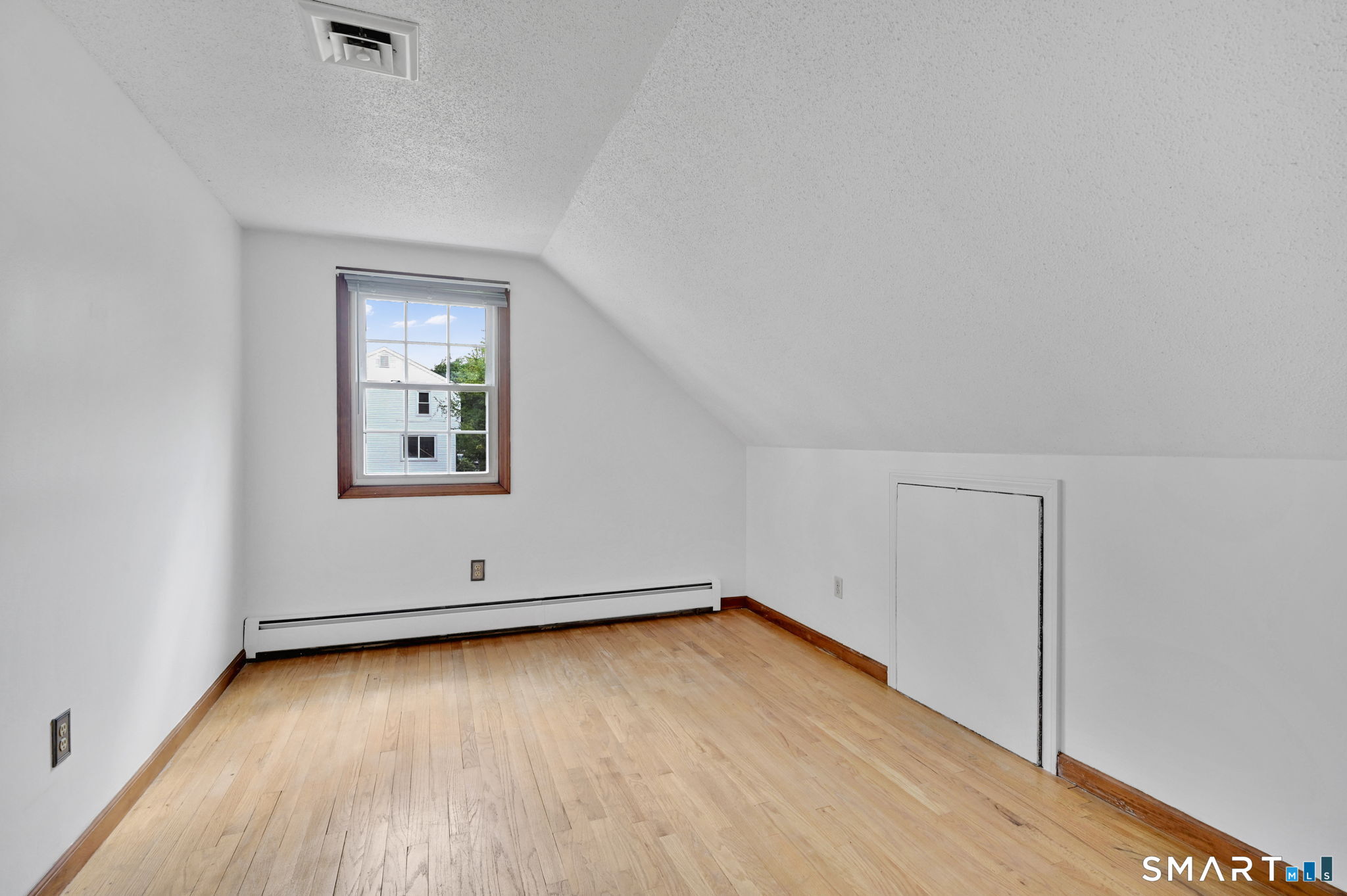 29 Burr Road Bloomfield CT 06002
