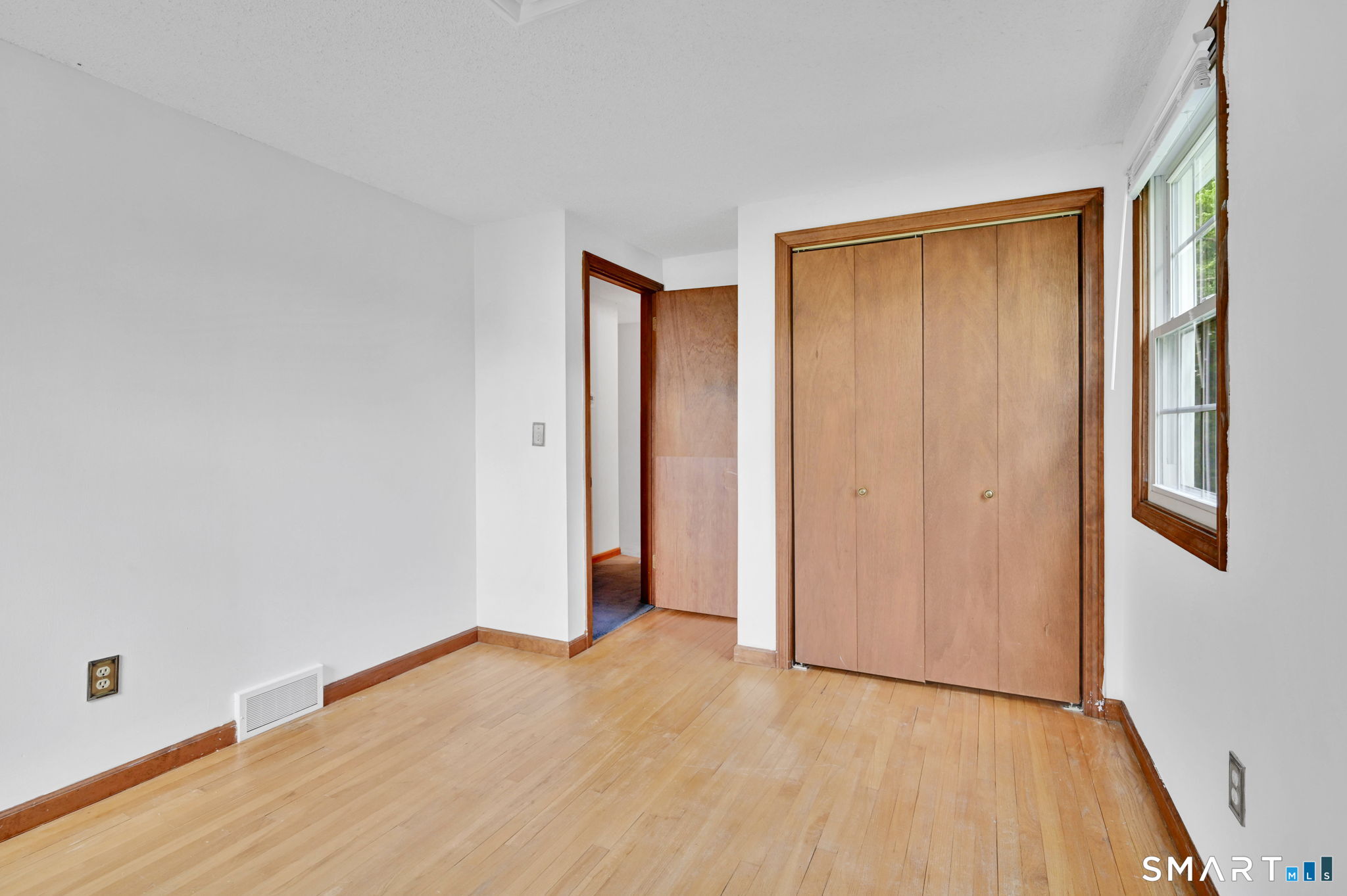29 Burr Road Bloomfield CT 06002