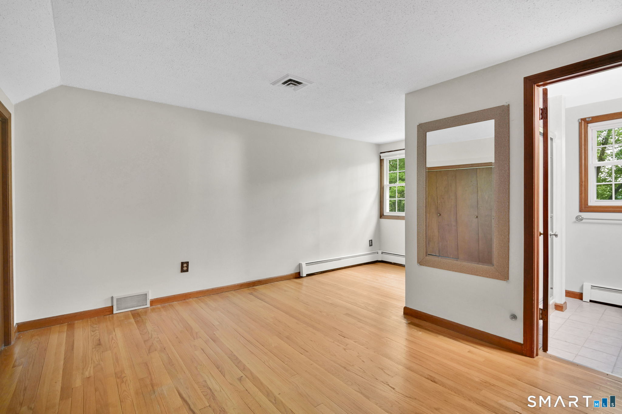 29 Burr Road Bloomfield CT 06002