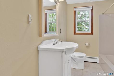 29 Burr Road Bloomfield CT 06002