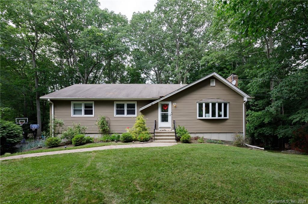 8 Wesley Drive Shelton CT 06484