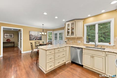 26 Oakhurst Road Simsbury CT 06070