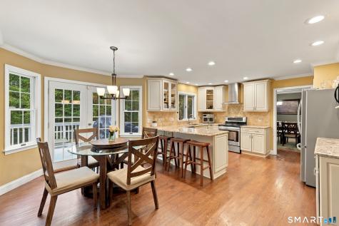 26 Oakhurst Road Simsbury CT 06070